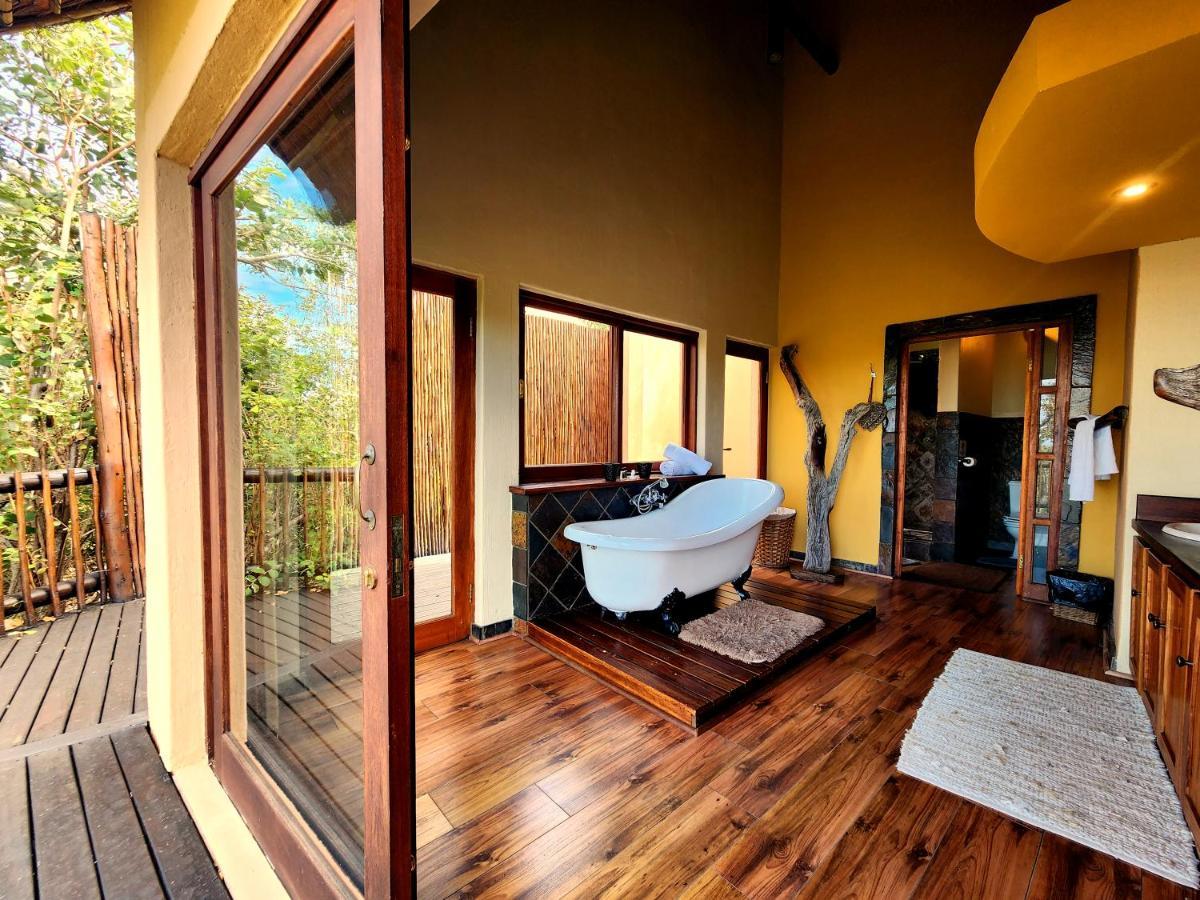 Phumelo Lodge Bela-Bela Exteriör bild