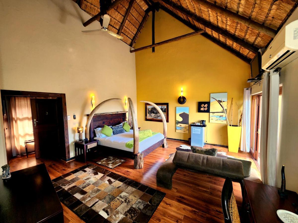 Phumelo Lodge Bela-Bela Exteriör bild