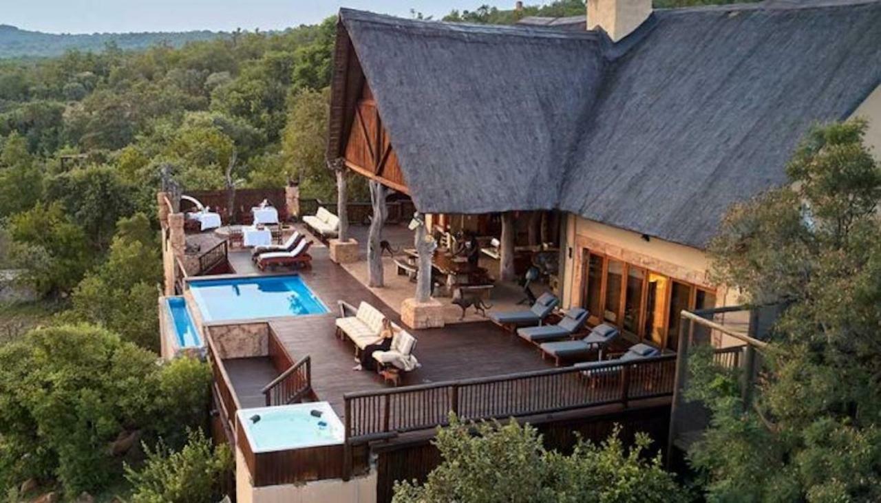 Phumelo Lodge Bela-Bela Exteriör bild
