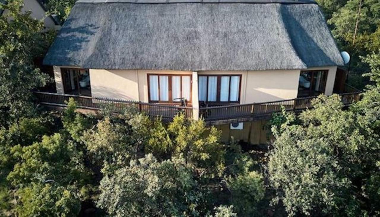 Phumelo Lodge Bela-Bela Exteriör bild